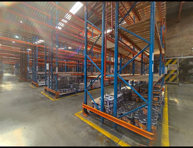 12,000M² WAREHOUSE TO LET IN DENVER